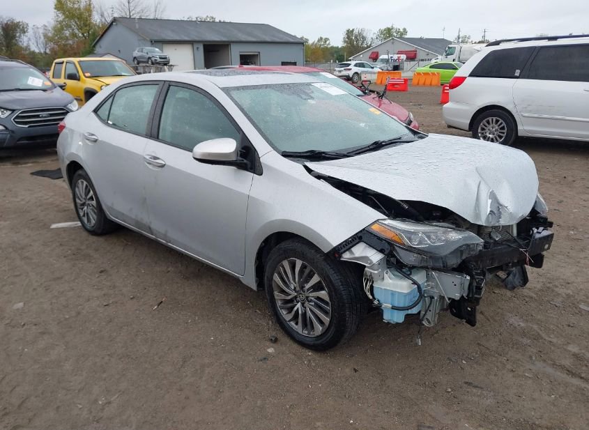 2017 TOYOTA COROLLA XLE photo