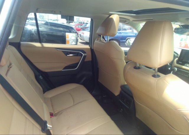 2022 TOYOTA RAV4(VIN: JTMB6RFV4ND065240