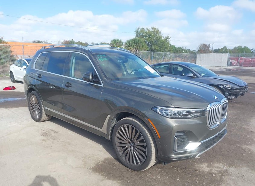 2021 BMW X7 3.0L photo