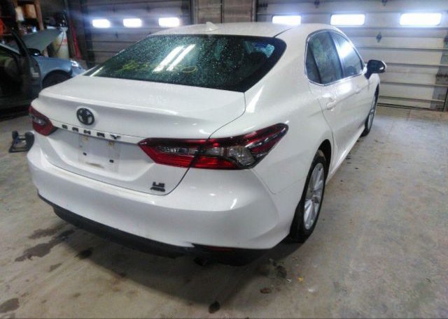 2021 TOYOTA CAMRY(VIN: 4T1C11BK9MU027433