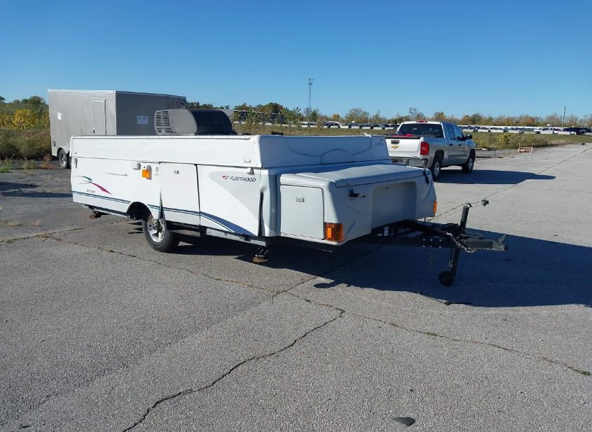 2005 FLEETWOOD AMERICANA photo