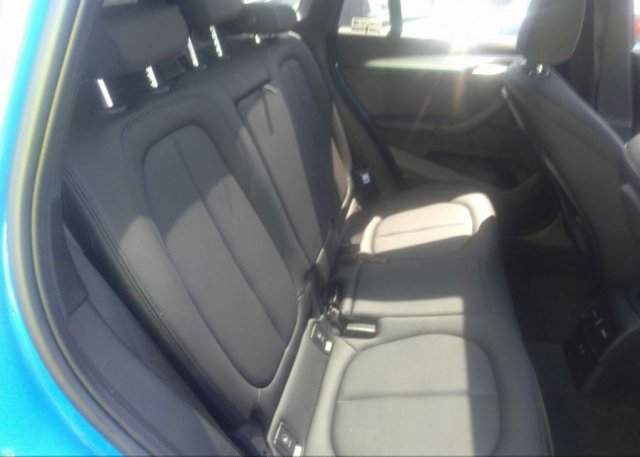 2021 BMW X1(VIN: WBXJG9C06M5U21135