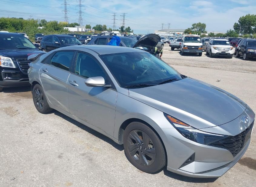 2023 HYUNDAI ELANTRA SEL photo