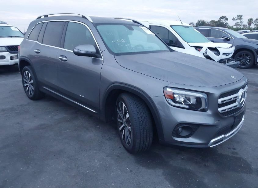 2021 MERCEDES-BENZ GLB 250 4MATIC photo