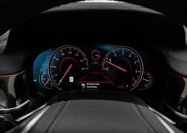 2018 BMW 7 SERIES VIN: WBA7F0C57JGM23653