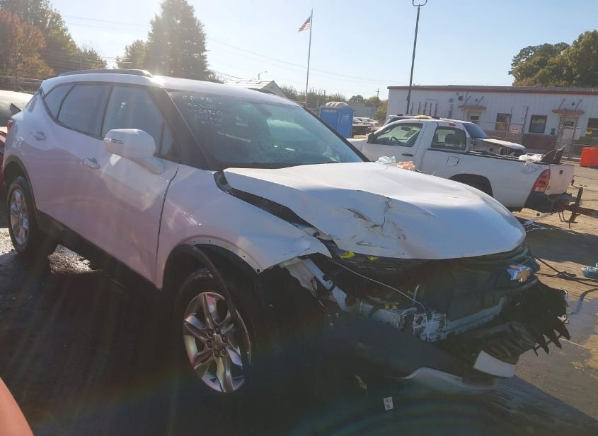 2019 CHEVROLET BLAZER photo