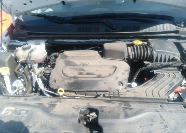 2021 CHRYSLER VOYAGER(VIN: 2C4RC1DG2MR570721