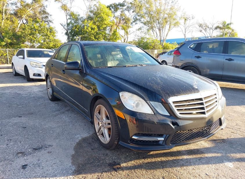 2013 MERCEDES-BENZ E 350 4MATIC photo