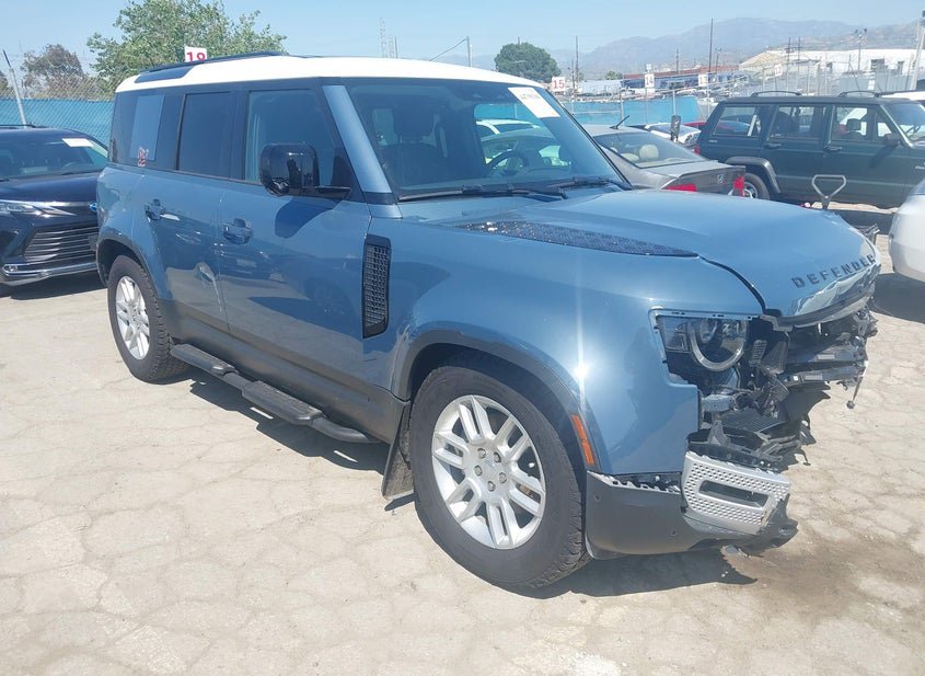 2025 Land Rover Defender 2.0L photo