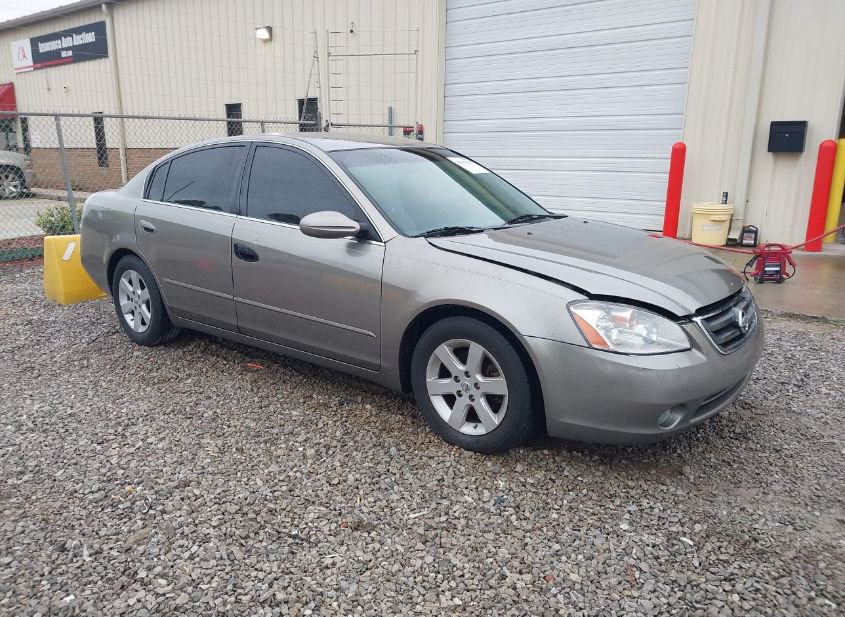 2002 NISSAN ALTIMA 2.5 S photo