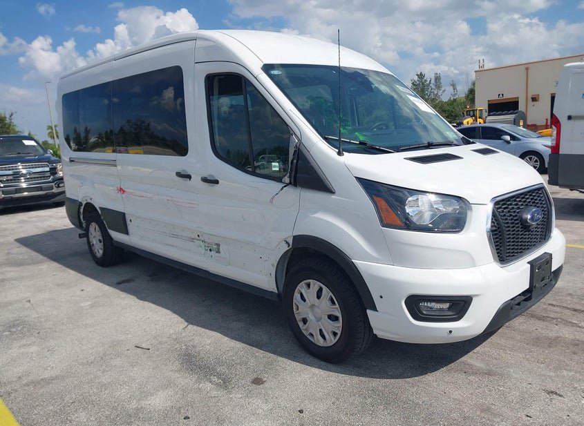 2025 Ford Transit-350 Passenger Van 3.5L V-6 DI, D (VIN: 1FBAX2C86SKA73902)
