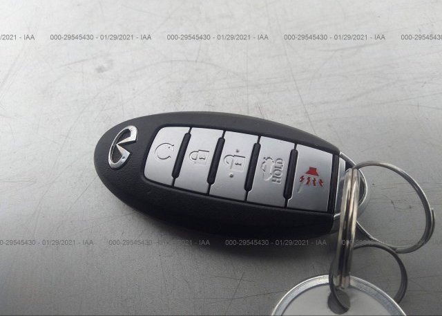 JN1EV7EL8HM552338 2017 INFINITI Q60