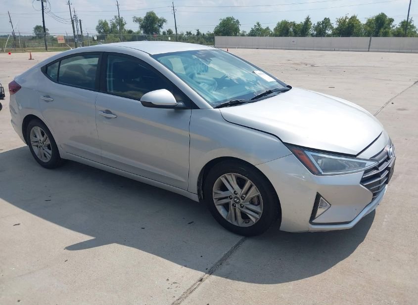 2019 HYUNDAI ELANTRA SEL photo