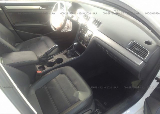 пригнать из сша 2014 VOLKSWAGEN PASSAT 1VWAT7A33EC115921
