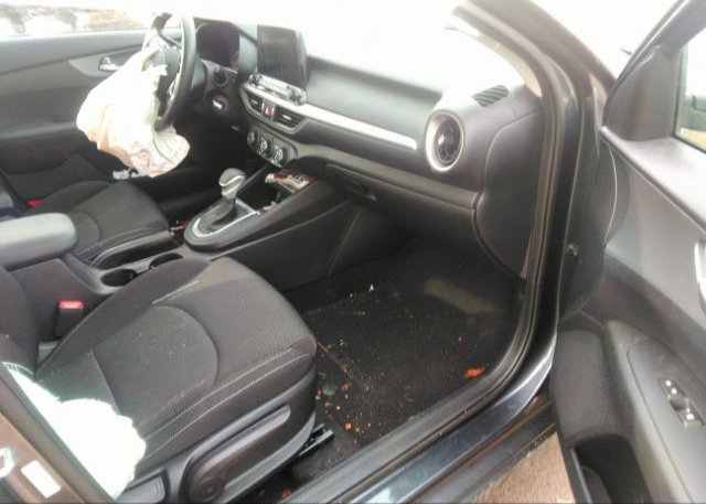 2021 KIA FORTE(VIN: 3KPF24AD3ME392207