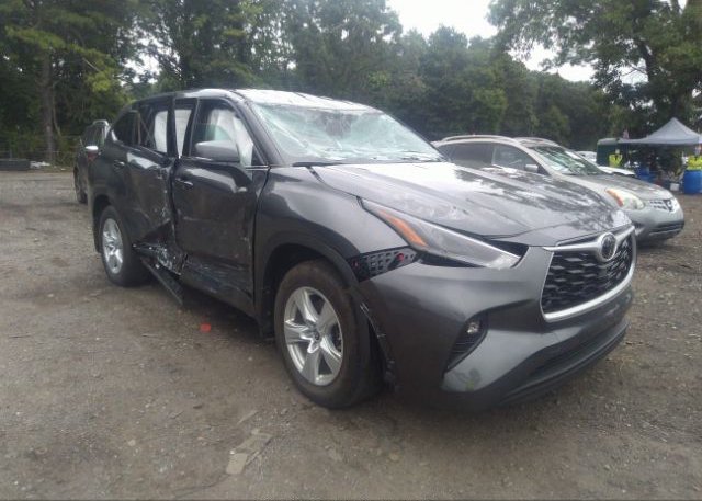 2022 TOYOTA HIGHLANDER (VIN: 5TDBZRBH5NS589797)