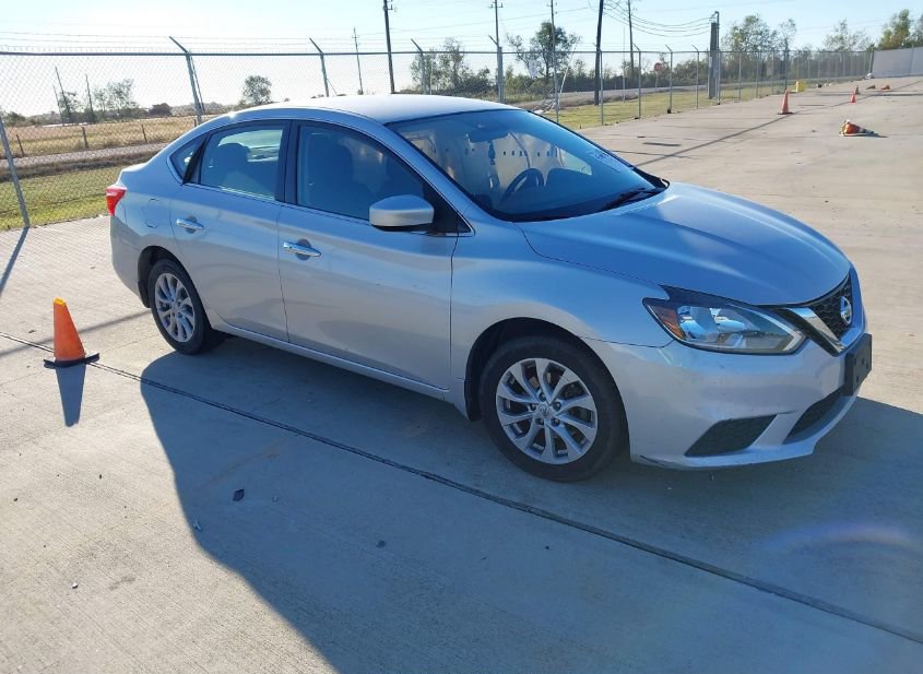 2018 NISSAN SENTRA SV photo