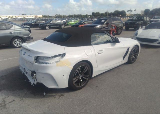 2022 BMW Z4 VIN: WBAHF3C04NWX45771