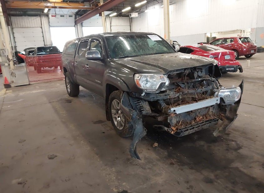 2015 Toyota Tacoma 4.0L photo