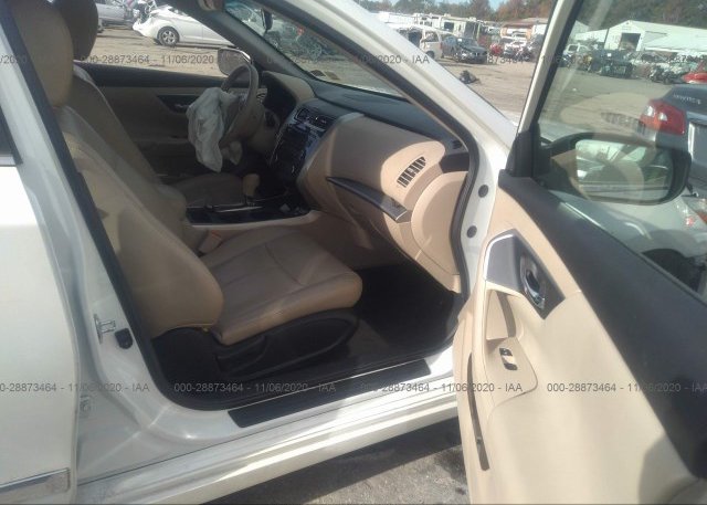 пригнать из сша 2015 NISSAN ALTIMA 1N4AL3AP9FC113483