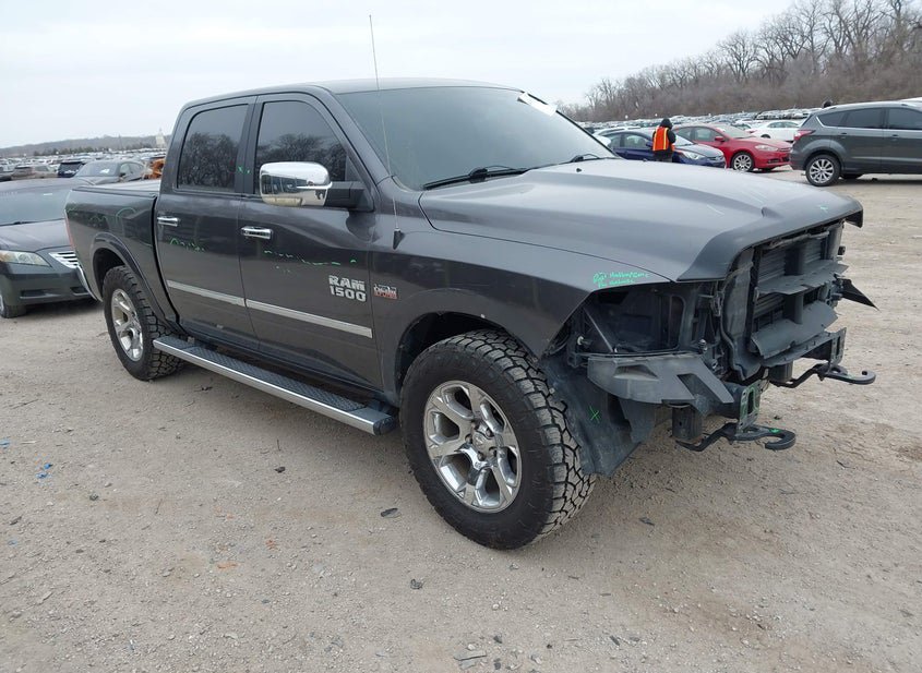2017 Ram 1500 5.7L photo