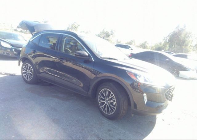 2022 FORD ESCAPE (VIN: 1FMCU0KZ8NUB26745)