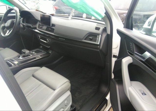 2018 AUDI Q5 VIN: WA1BNAFY2J2212279