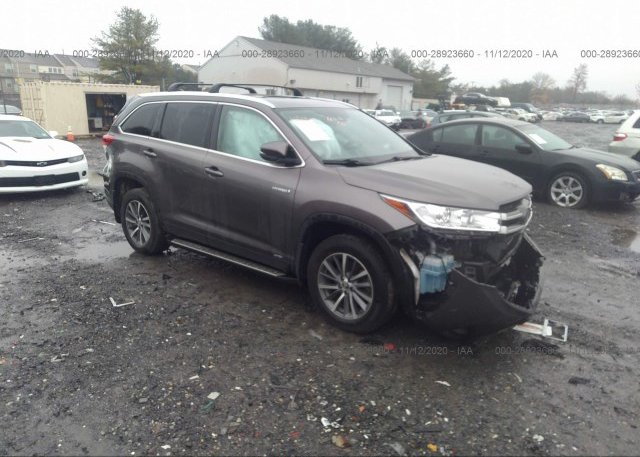 5TDJGRFH2KS054904 2019 TOYOTA HIGHLANDER