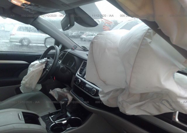 пригнать из сша 2019 TOYOTA HIGHLANDER 5TDJGRFH2KS054904