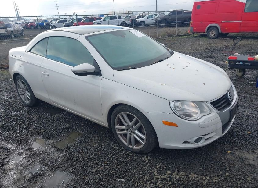 2010 VOLKSWAGEN EOS LUX photo