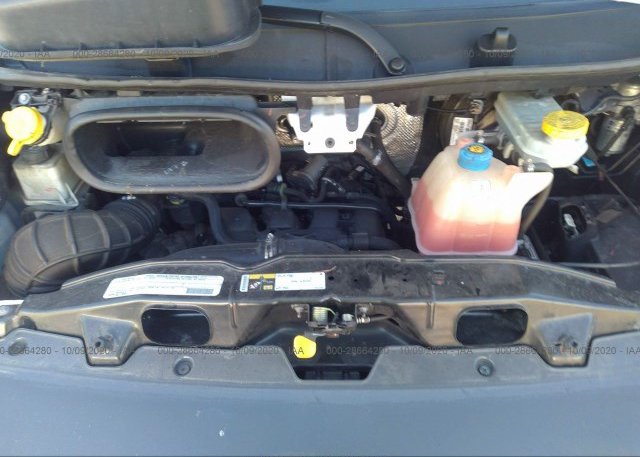 3C6TRVAG6JE109560 2018 RAM PROMASTER CARGO VAN