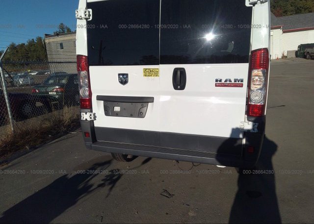 3C6TRVAG6JE109560 2018 RAM PROMASTER CARGO VAN
