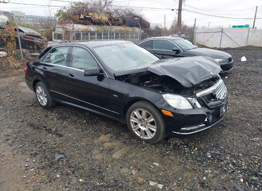 2012 MERCEDES-BENZ E 350 4MATIC photo