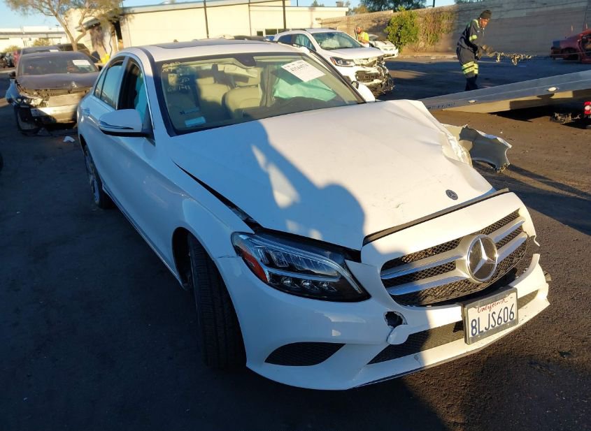 2019 MERCEDES-BENZ C 300 photo
