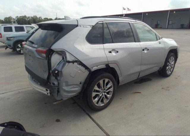 2021 TOYOTA RAV4(VIN: 2T3C1RFV5MC136645