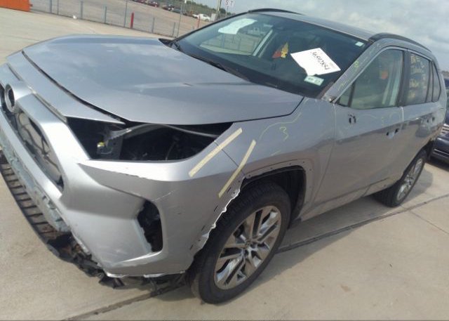 2021 TOYOTA RAV4(VIN: 2T3C1RFV5MC136645