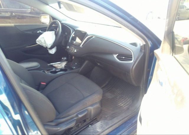 2019 CHEVROLET MALIBU VIN: 1G1ZC5ST6KF182573
