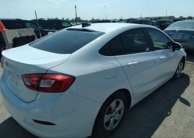 2018 CHEVROLET CRUZE VIN: 1G1BC5SM1J7220522