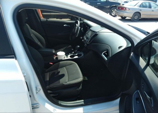 2018 CHEVROLET CRUZE VIN: 1G1BC5SM1J7220522