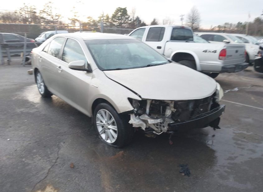 2013 TOYOTA CAMRY HYBRID XLE photo