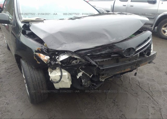 2T1BU4EE8DC999827 2013 TOYOTA COROLLA