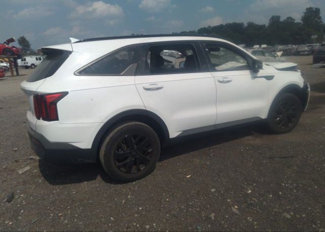 2021 KIA SORENTO(VIN: 5XYRLDLC6MG009202