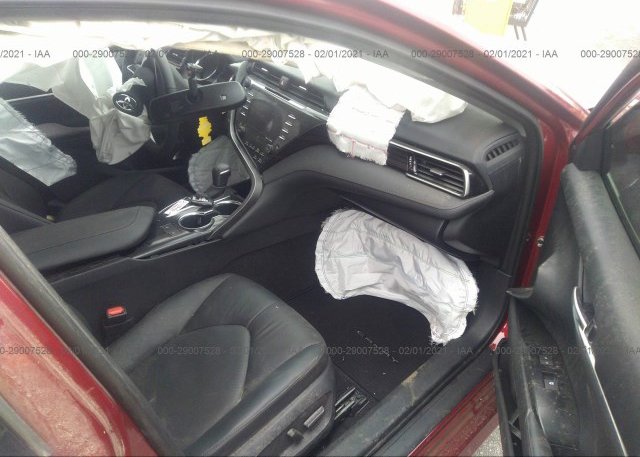 пригнать из сша 2020 TOYOTA CAMRY 4T1F31AK9LU539815