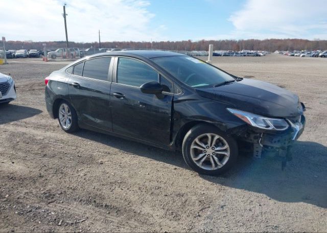 2019 CHEVROLET CRUZE LS photo