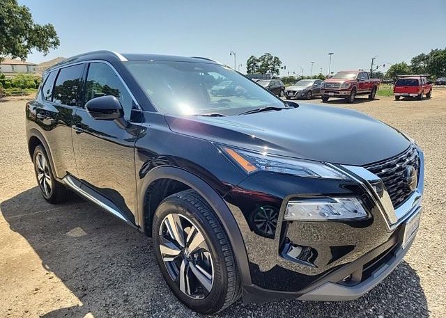 2021 NISSAN ROGUE (VIN: 5N1AT3CB0MC798672)
