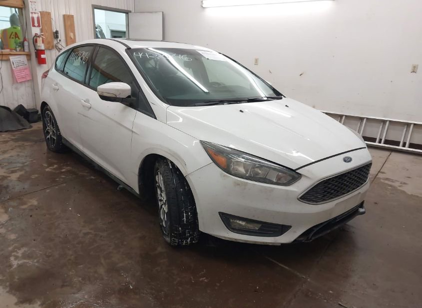 2018 Ford Focus 2.0L photo