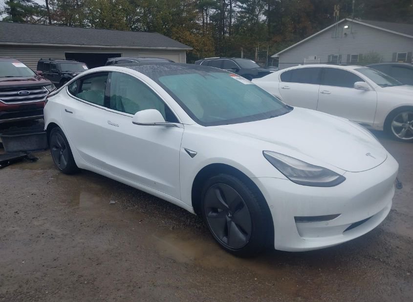 2019 TESLA MODEL 3 LONG RANGE/PERFORMANCE photo