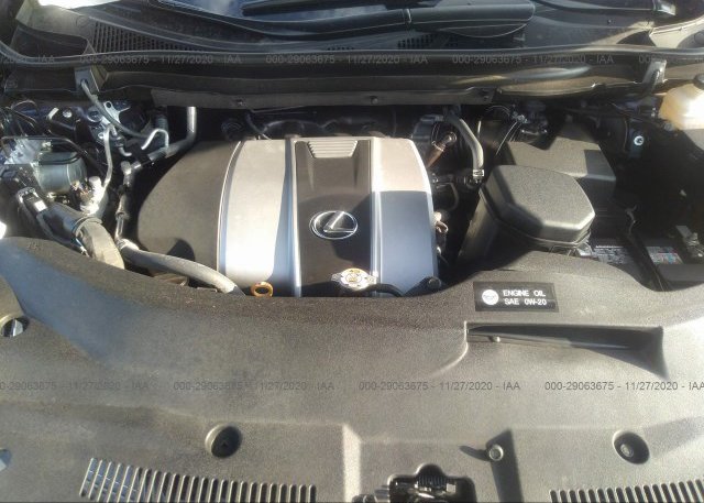 2T2ZZMCA6JC113883 2018 LEXUS RX