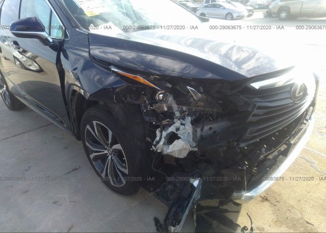 2T2ZZMCA6JC113883 2018 LEXUS RX