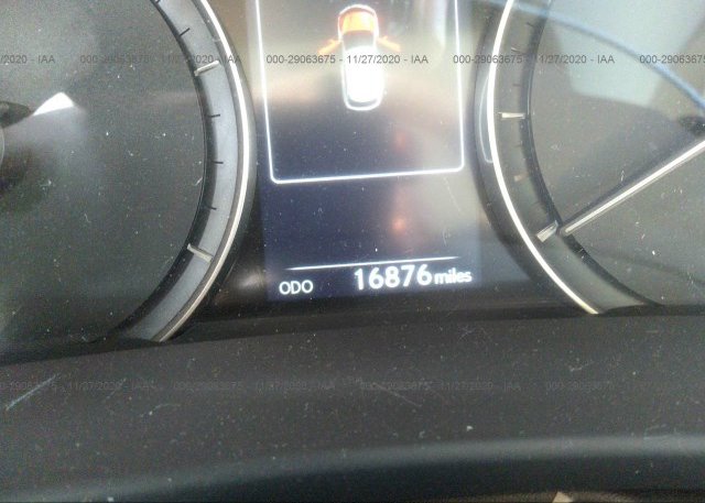 2T2ZZMCA6JC113883 2018 LEXUS RX